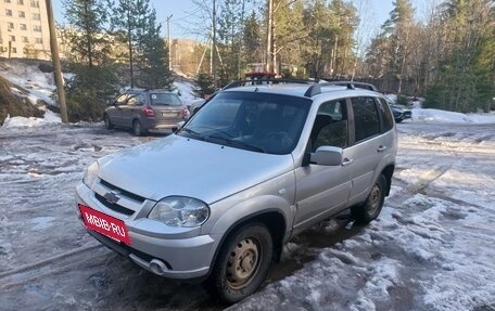 Chevrolet Niva I рестайлинг, 2011 год, 450 000 рублей, 2 фотография