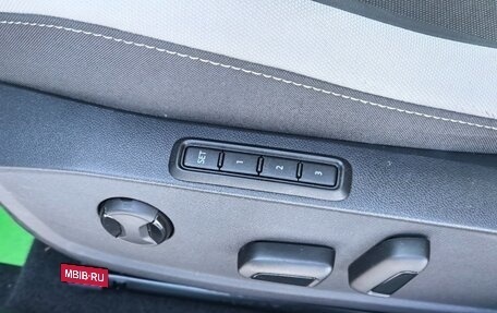 Volkswagen Golf VIII, 2022 год, 1 955 000 рублей, 14 фотография