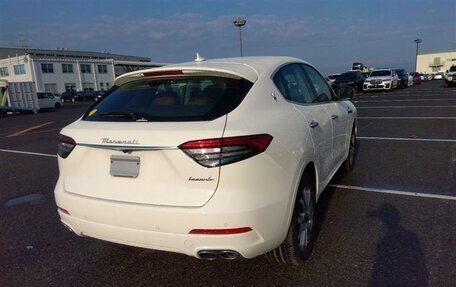 Maserati Levante I, 2022 год, 5 980 000 рублей, 4 фотография