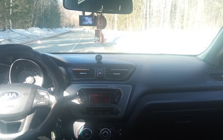 KIA Rio III рестайлинг, 2014 год, 1 100 000 рублей, 3 фотография