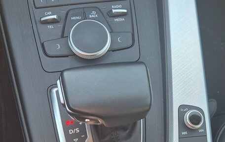 Audi A4, 2018 год, 2 500 000 рублей, 15 фотография