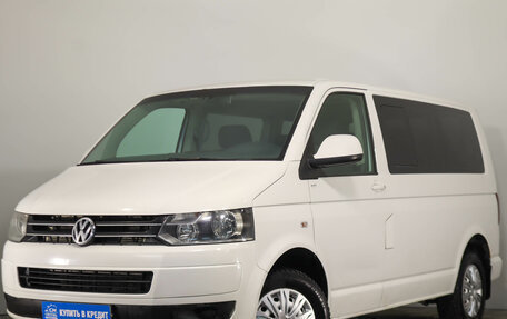 Volkswagen Caravelle T5, 2013 год, 2 149 000 рублей, 4 фотография