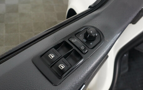 Volkswagen Caravelle T5, 2013 год, 2 149 000 рублей, 21 фотография