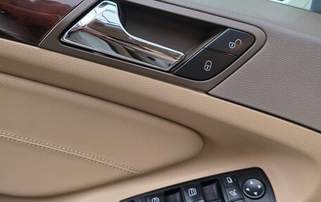 Mercedes-Benz GL-Класс, 2011 год, 1 800 000 рублей, 10 фотография