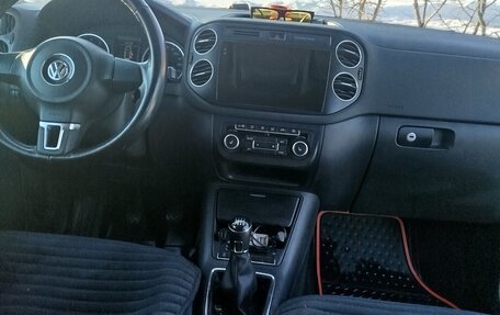 Volkswagen Tiguan I, 2014 год, 140 000 рублей, 3 фотография