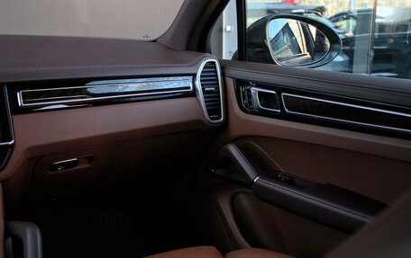 Porsche Cayenne III, 2019 год, 8 050 000 рублей, 9 фотография