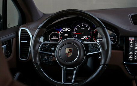 Porsche Cayenne III, 2019 год, 8 050 000 рублей, 17 фотография