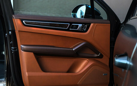 Porsche Cayenne III, 2019 год, 8 050 000 рублей, 23 фотография