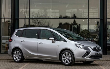 Opel Zafira C рестайлинг, 2012 год, 995 000 рублей, 3 фотография