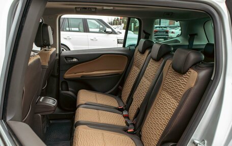 Opel Zafira C рестайлинг, 2012 год, 995 000 рублей, 18 фотография