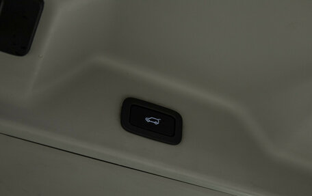 Land Rover Range Rover IV рестайлинг, 2015 год, 4 249 700 рублей, 31 фотография