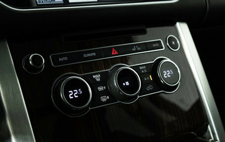 Land Rover Range Rover IV рестайлинг, 2015 год, 4 249 700 рублей, 26 фотография