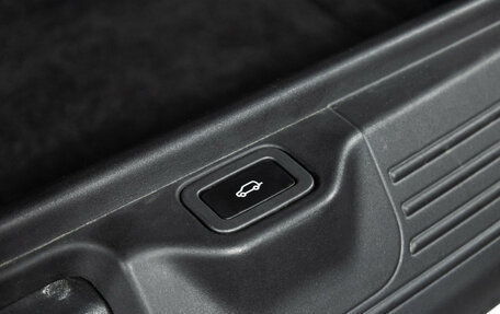 Land Rover Range Rover IV рестайлинг, 2015 год, 4 249 700 рублей, 30 фотография