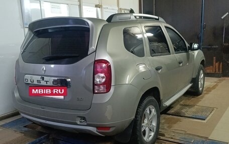 Renault Duster I рестайлинг, 2013 год, 900 000 рублей, 5 фотография