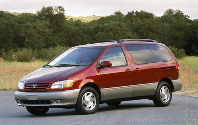 Toyota Sienna I, 2001 год, 680 000 рублей, 1 фотография