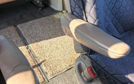 Chrysler Voyager IV, 2002 год, 300 000 рублей, 14 фотография