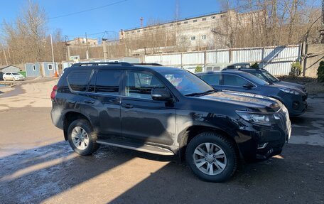 Toyota Land Cruiser Prado 150 рестайлинг 2, 2019 год, 5 500 000 рублей, 2 фотография