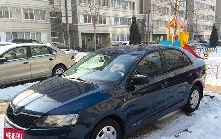 Skoda Rapid I, 2015 год, 700 000 рублей, 3 фотография