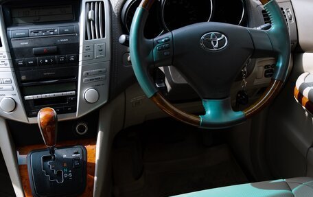 Toyota Harrier, 2003 год, 1 300 000 рублей, 18 фотография