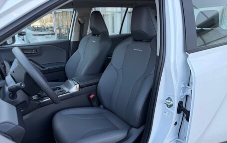 Toyota RAV4, 2025 год, 4 990 000 рублей, 16 фотография