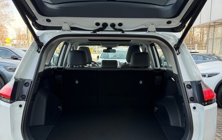 Toyota RAV4, 2025 год, 4 990 000 рублей, 22 фотография