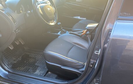 KIA cee'd I рестайлинг, 2008 год, 700 000 рублей, 7 фотография