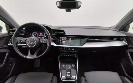 Audi A3, 2023 год, 2 290 000 рублей, 5 фотография
