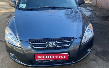 KIA cee'd I рестайлинг, 2008 год, 700 000 рублей, 14 фотография