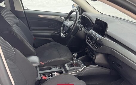 Ford Focus IV, 2018 год, 1 300 000 рублей, 9 фотография