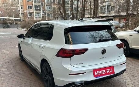 Volkswagen Golf VIII, 2022 год, 2 340 000 рублей, 4 фотография