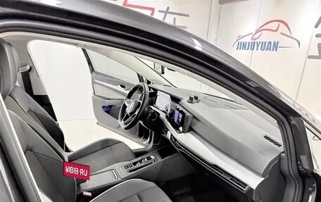 Volkswagen Golf VIII, 2023 год, 1 861 900 рублей, 11 фотография