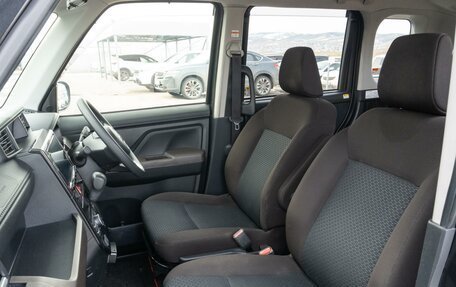 Toyota Roomy I, 2020 год, 1 450 000 рублей, 13 фотография