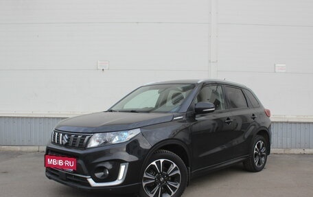 Suzuki Vitara II рестайлинг, 2021 год, 2 240 000 рублей, 2 фотография