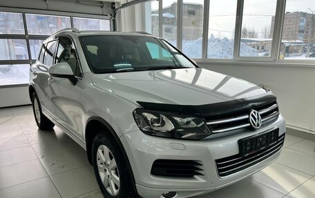 Volkswagen Touareg III, 2012 год, 1 800 000 рублей, 3 фотография