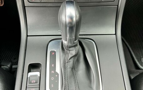 Volkswagen Touareg III, 2012 год, 1 800 000 рублей, 22 фотография