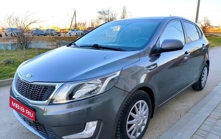 KIA Rio III рестайлинг, 2015 год, 965 000 рублей, 1 фотография