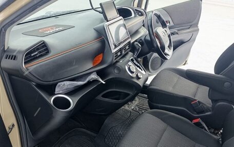 Toyota Sienta II, 2019 год, 1 550 000 рублей, 3 фотография