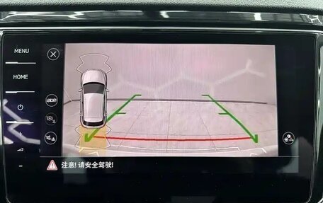 Volkswagen T-Roc I, 2023 год, 2 199 000 рублей, 11 фотография
