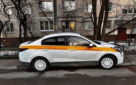 KIA Rio IV, 2020 год, 749 000 рублей, 2 фотография
