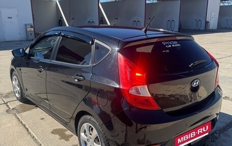 Hyundai Solaris II рестайлинг, 2014 год, 1 000 000 рублей, 6 фотография