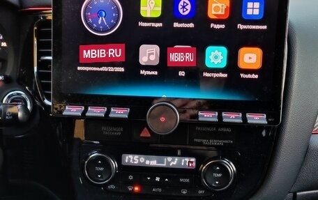 Mitsubishi Outlander III рестайлинг 3, 2014 год, 1 330 000 рублей, 20 фотография