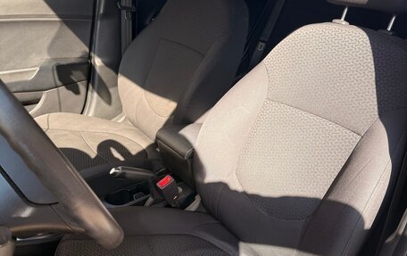 KIA Rio III рестайлинг, 2013 год, 700 000 рублей, 5 фотография