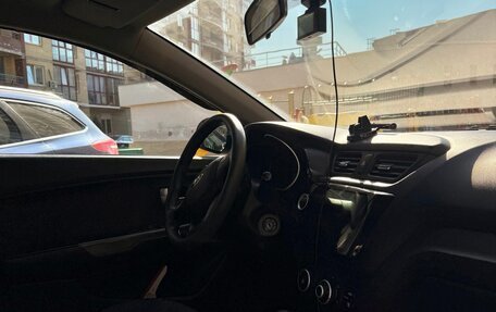 KIA Rio III рестайлинг, 2013 год, 700 000 рублей, 7 фотография