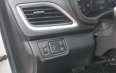 Hyundai Solaris II рестайлинг, 2018 год, 1 299 000 рублей, 8 фотография