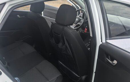 Hyundai Solaris II рестайлинг, 2018 год, 1 299 000 рублей, 19 фотография