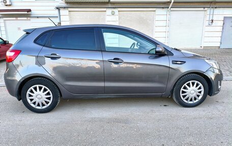 KIA Rio III рестайлинг, 2015 год, 965 000 рублей, 6 фотография