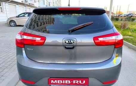 KIA Rio III рестайлинг, 2015 год, 965 000 рублей, 4 фотография