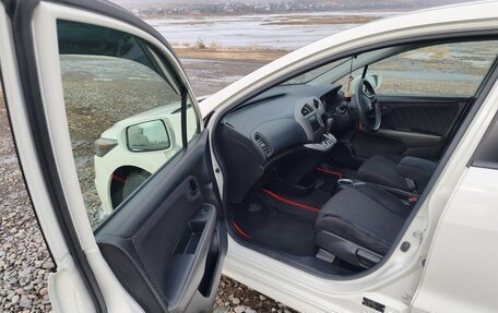 Honda Stream II, 2012 год, 1 345 000 рублей, 11 фотография