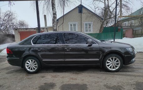 Skoda Superb III рестайлинг, 2013 год, 1 120 000 рублей, 4 фотография