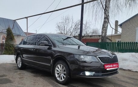 Skoda Superb III рестайлинг, 2013 год, 1 120 000 рублей, 2 фотография